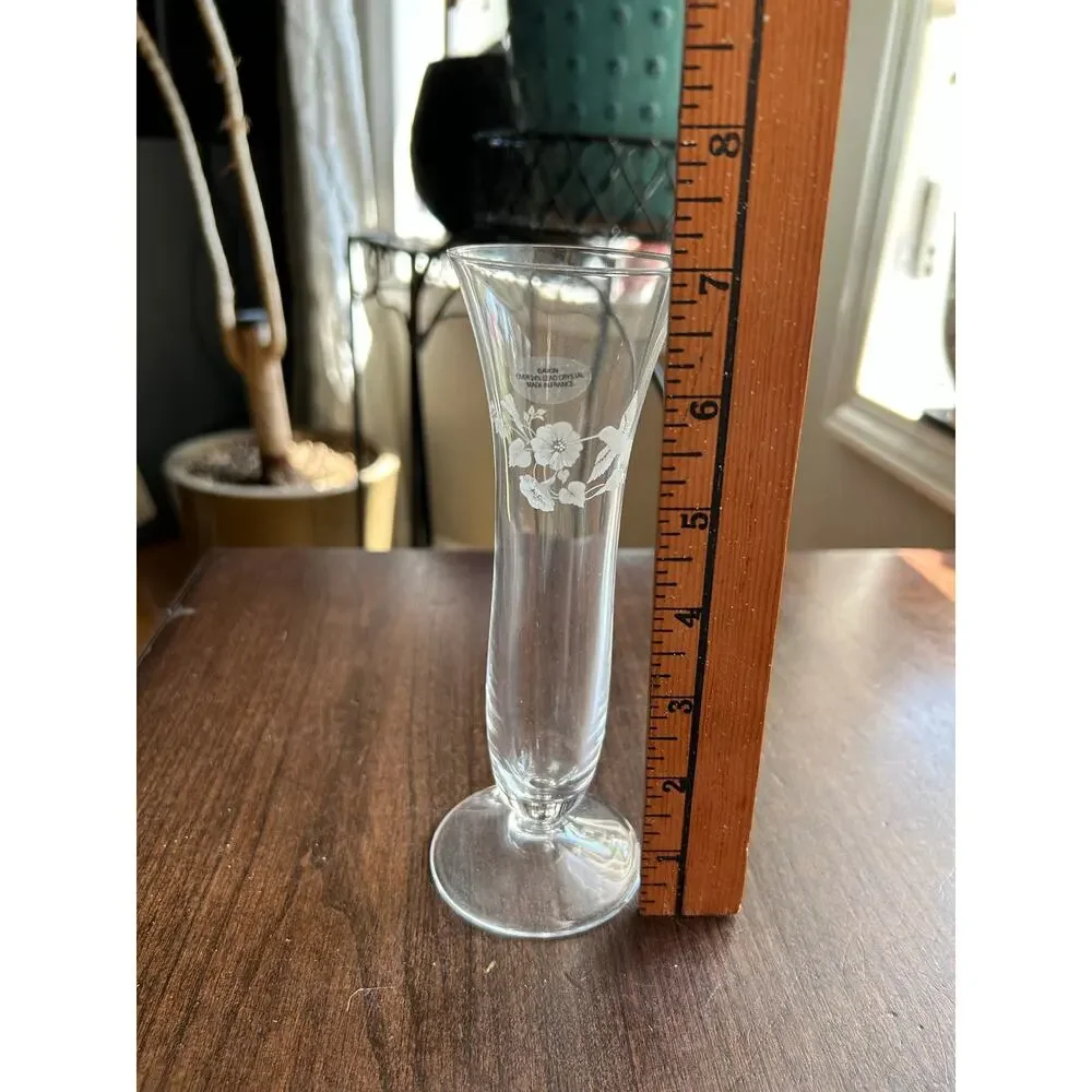 New Vintage Avon Hummingbird Crystal Clear Glass Bud Vase gift